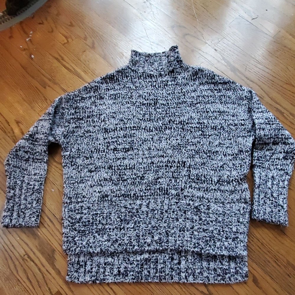 Alice + Olivia Base marled sweater XS